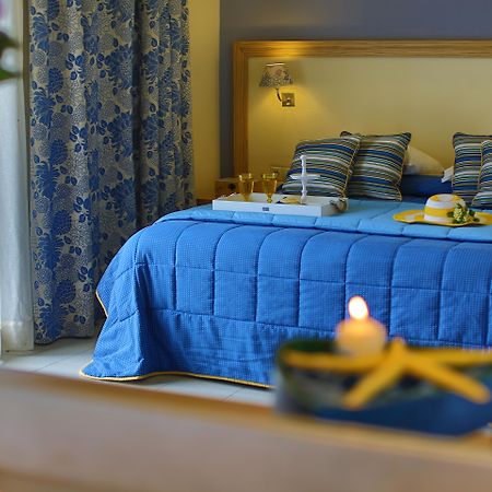 Dolphin Bay Seaside Resort & Suites Galissas Eksteriør billede