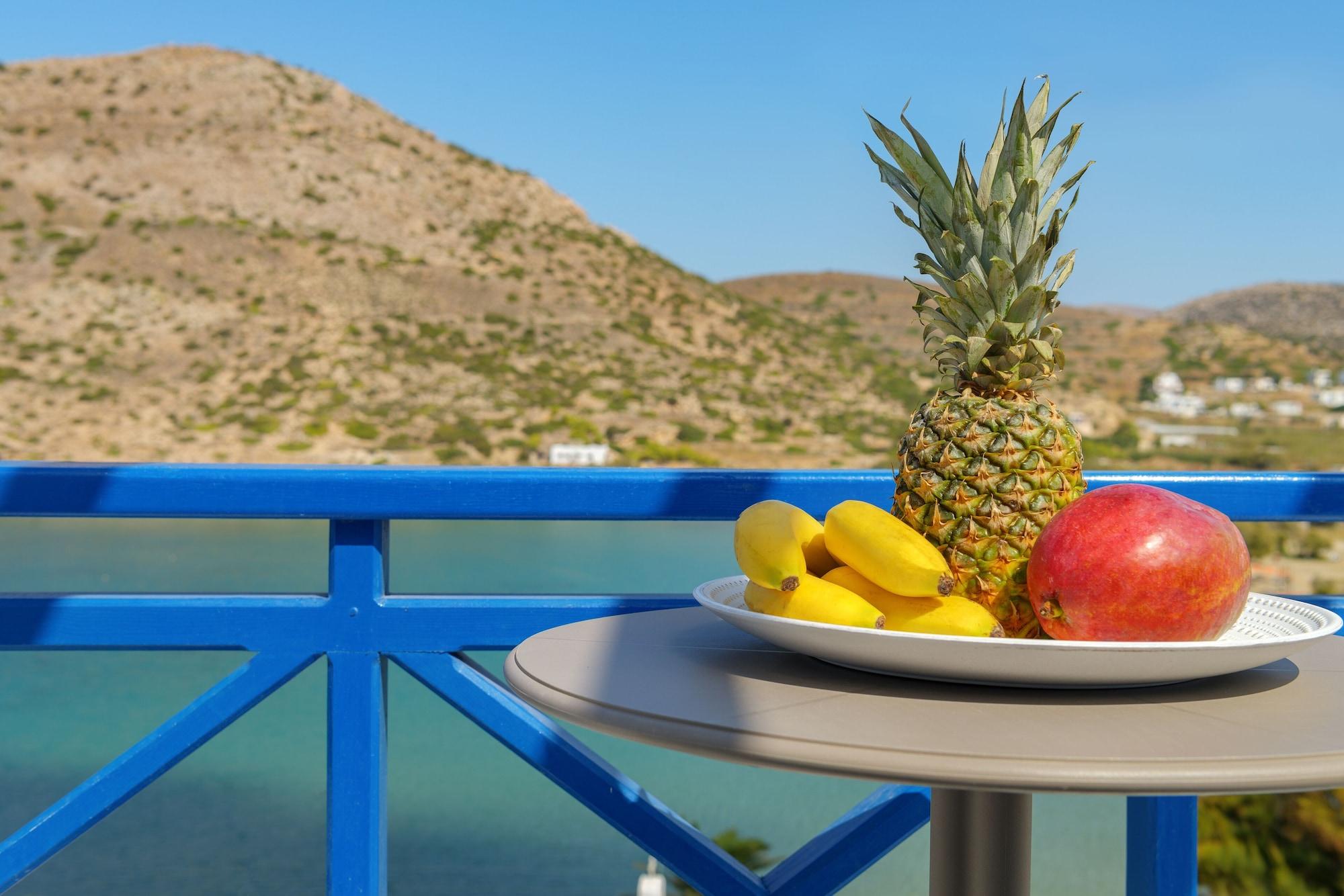 Dolphin Bay Seaside Resort & Suites Galissas Eksteriør billede