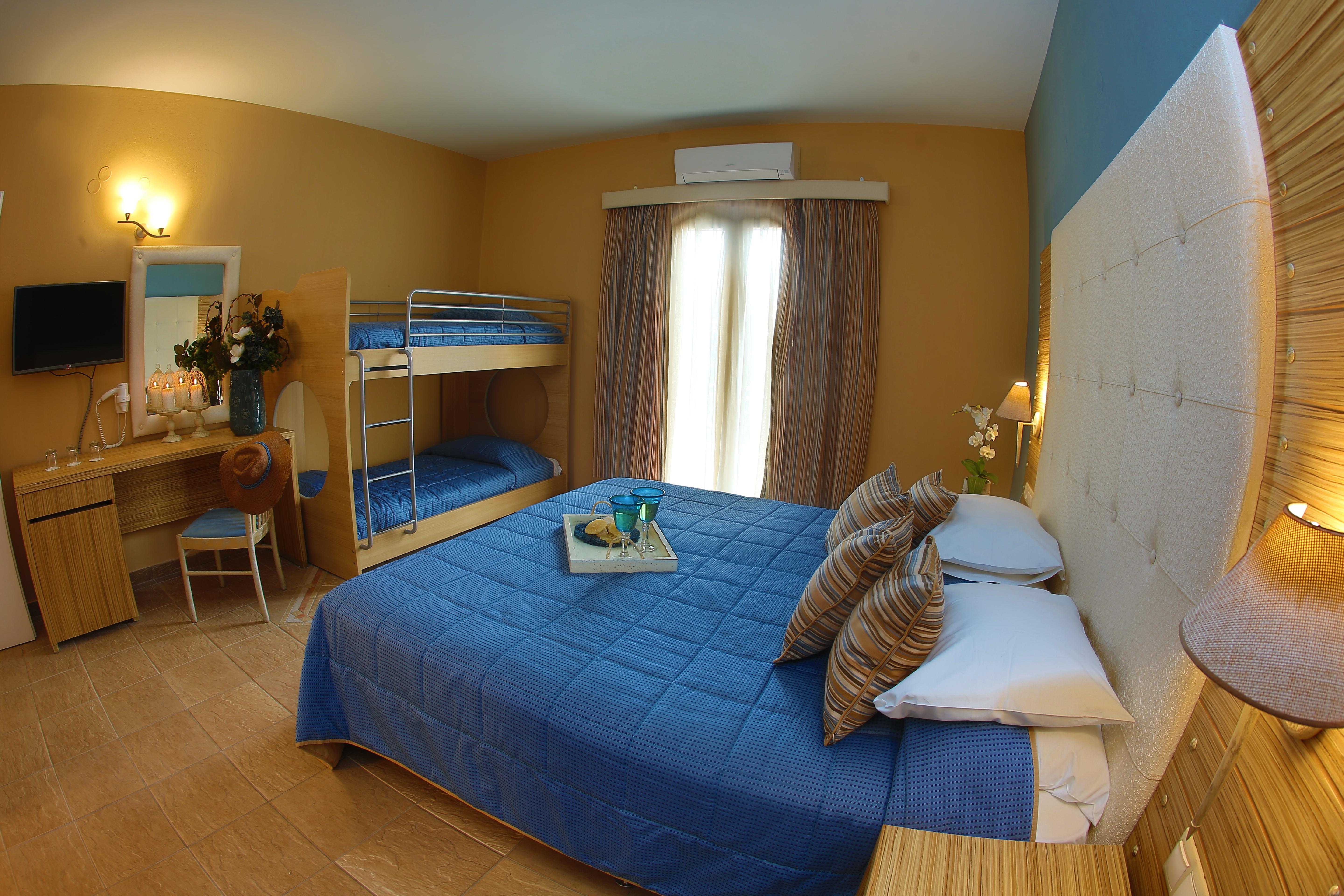 Dolphin Bay Seaside Resort & Suites Galissas Eksteriør billede