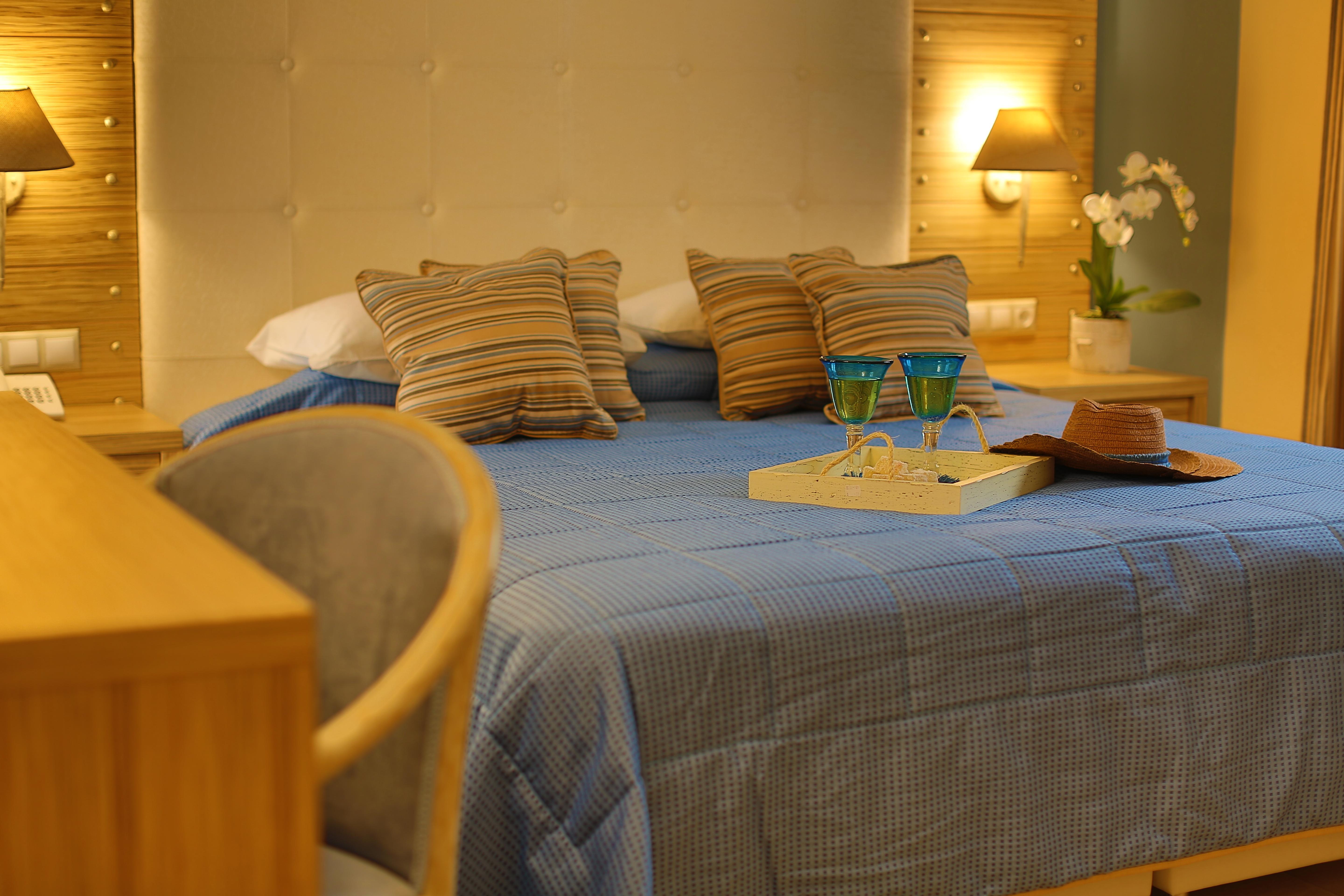 Dolphin Bay Seaside Resort & Suites Galissas Eksteriør billede