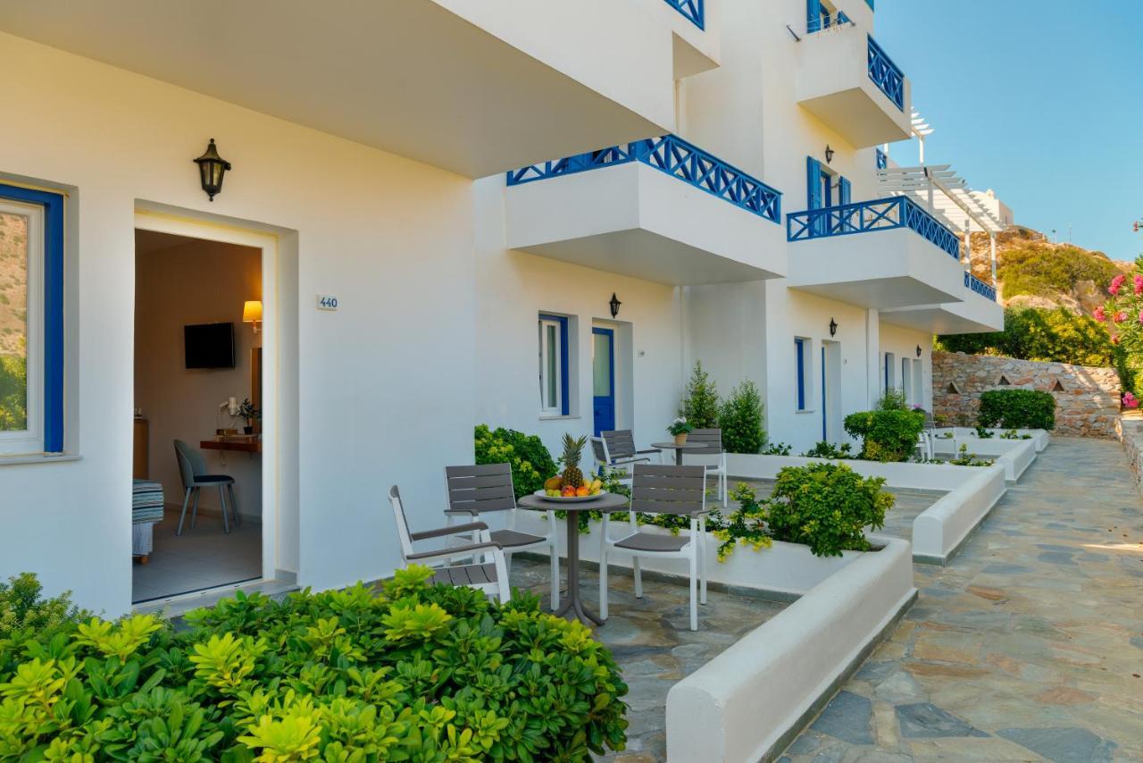 Dolphin Bay Seaside Resort & Suites Galissas Eksteriør billede
